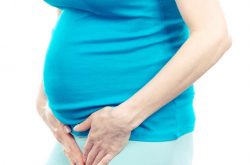 Viêm âm đạo khi mang thai có ảnh hưởng đến thai nhi không? Cách khắc phục?