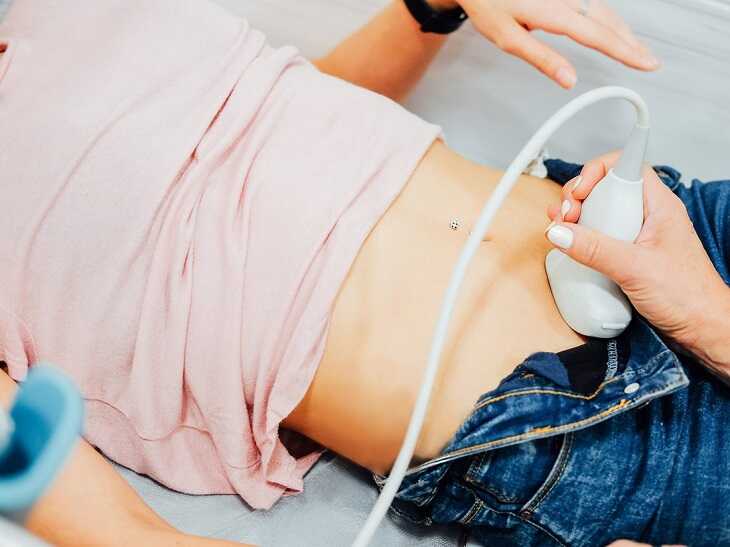 Viêm vùng chậu là gì? Có chữa được không?