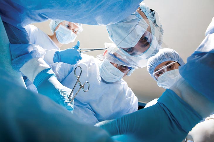 Phẫu thuật được áp dụng khi các biện pháp nội khoa không có kết quả