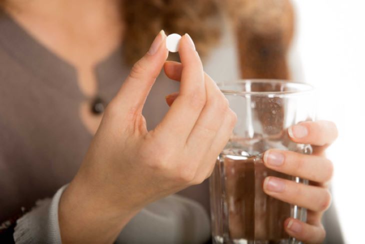 Phụ nữ tiền mãn kinh có thể sử dụng thuốc để làm giảm khó chịu