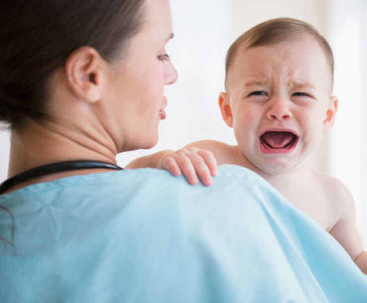 Trẻ bị ngứa da đầu được coi là bệnh lành tính không gây nguy hiểm
