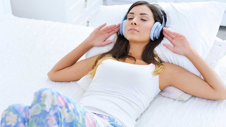 Cách chữa trào ngược dạ dày khi ngủ tốt nhất là thư giãn nhiều hơn