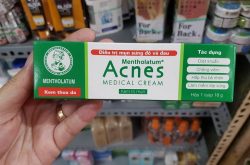 kem trị mụn acnes medical cream