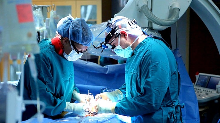 Phẫu thuật cắt amidan có thể tiềm ẩn nhiều rủi ro