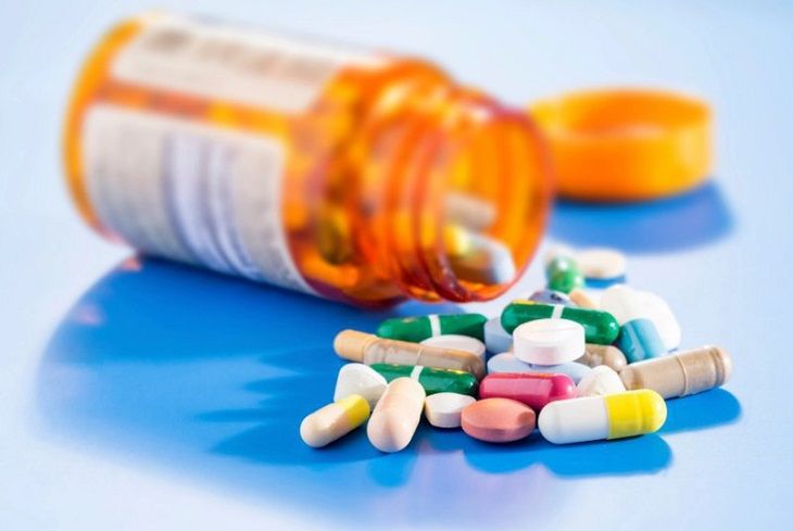 Thuốc kháng sinh giúp giảm viêm do sỏi amidan gây ra
