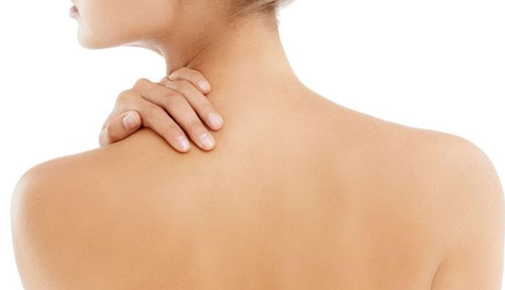 Chăm sóc da vùng lưng đúng cách để giảm mụn hiệu quả