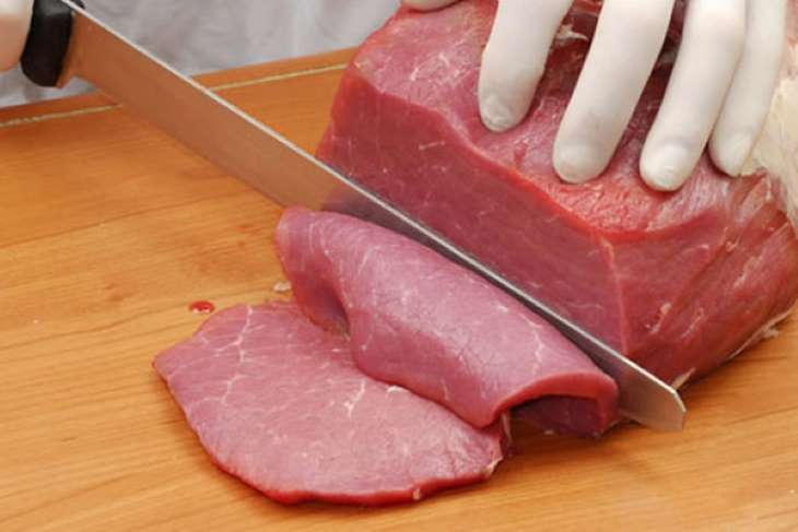 Người bệnh có thể sử dụng thịt bò thăn vào buổi tối của thực đơn Keto