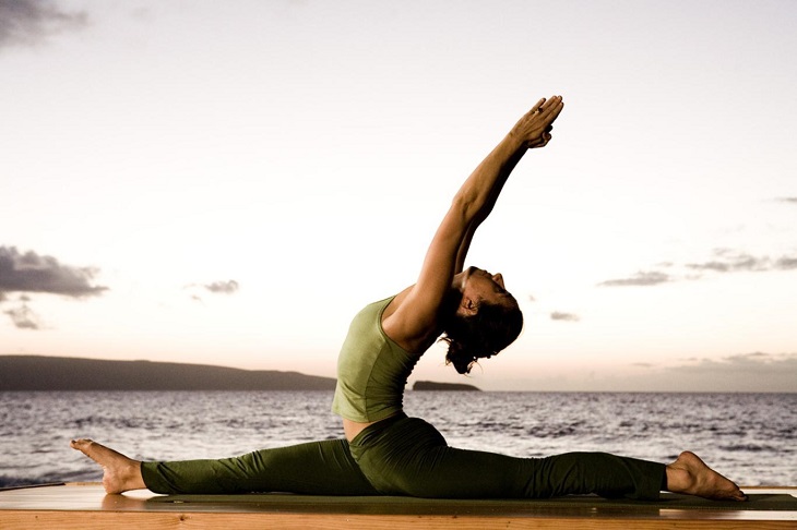 Tập yoga là một trong những cách giúp người bệnh thoát vị đĩa đệm nhanh chóng hồi phục
